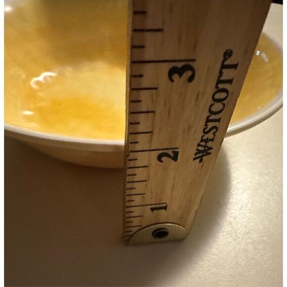 Tommy Bahama Yellow Crackle Rustic MELAMINE Set of 8 Bowls Salad Cereal 7.25” - Picture 6 of 6